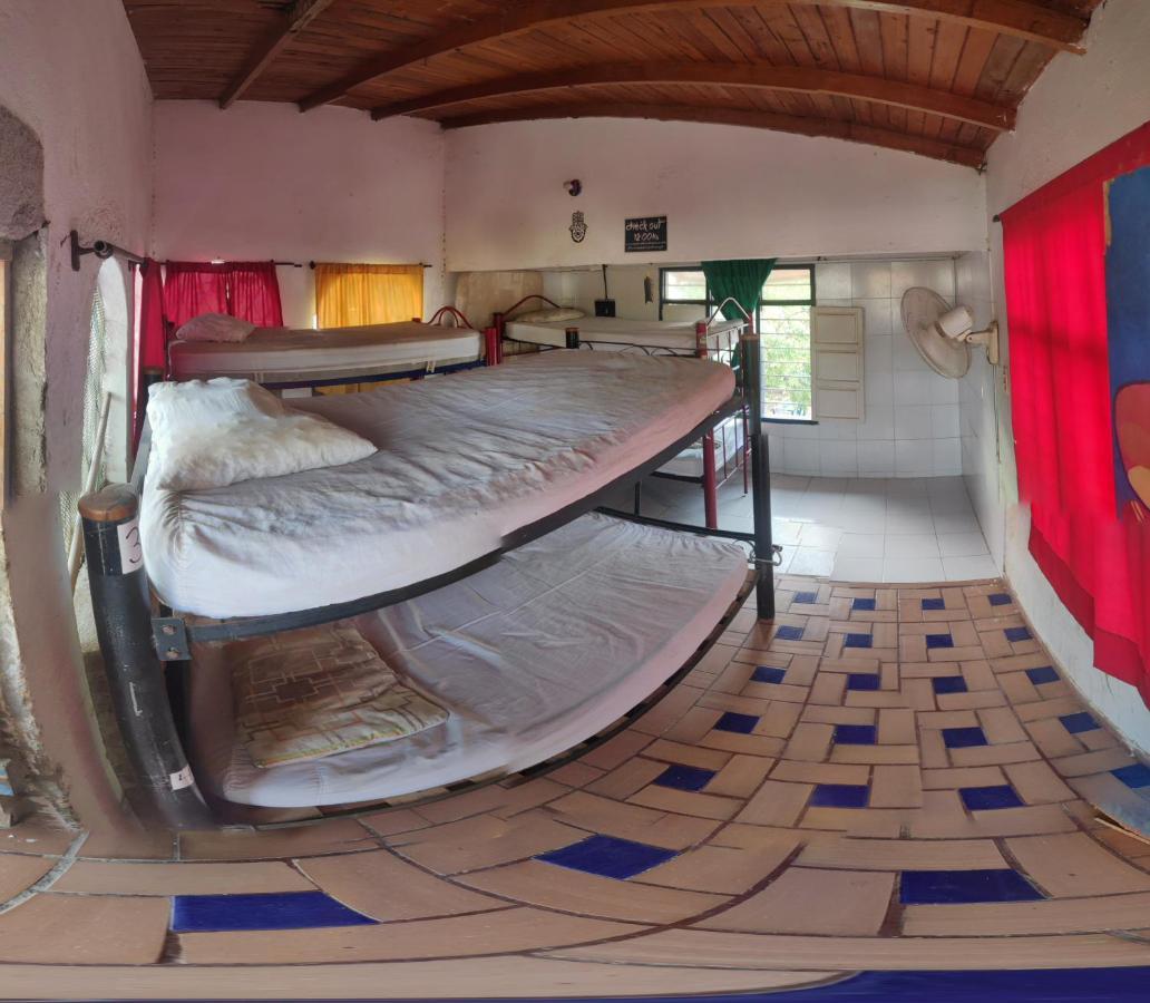 טגאנגה Hostal Alquimista מראה חיצוני תמונה